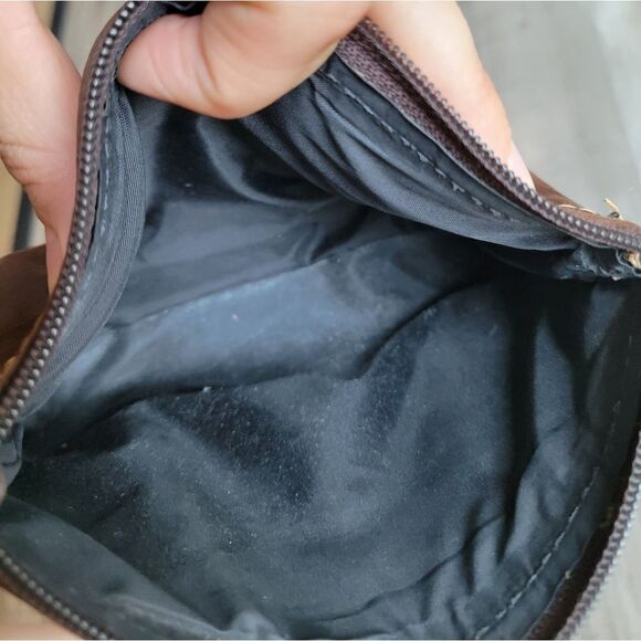 Antigua handmade leather full zip pouch - Picture 6 of 7